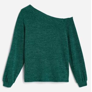 NWT - Kaileigh off the shoulder knit sweater